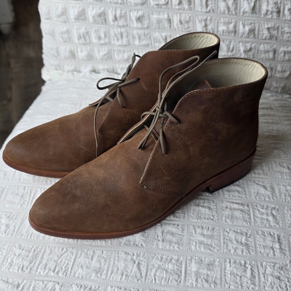 Nisolo Tan Leather Chukka Boots for Women